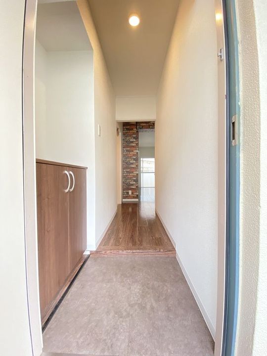 メゾン住吉の玄関