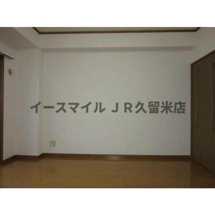 プロビデンス花畑の内装