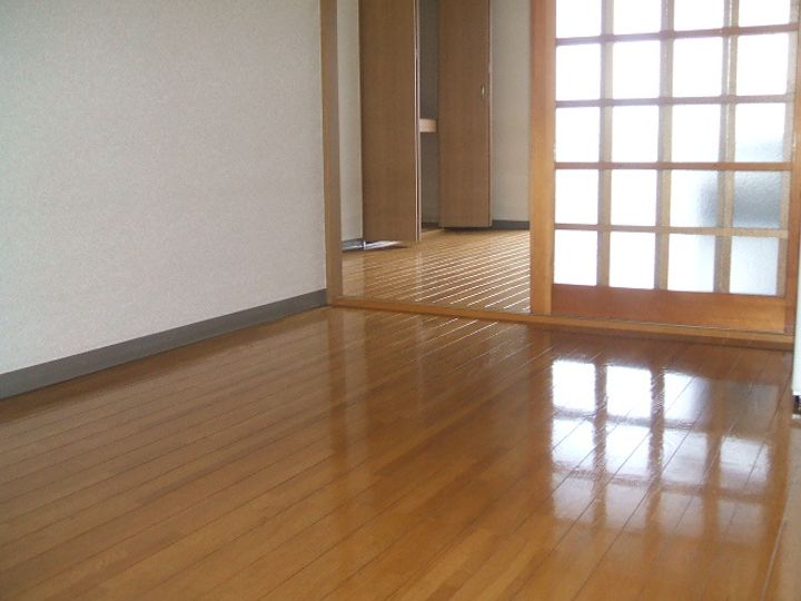 シャロム国分の内装