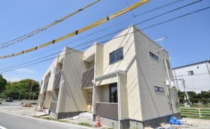 エスカレント姫方103号の外観
