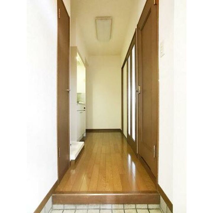 オリエントマンションの玄関