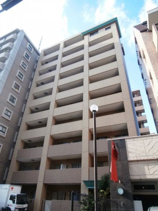 プロニティ天神通の外観