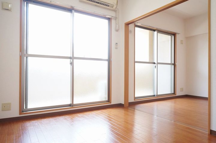 プロニティ天神通の居間