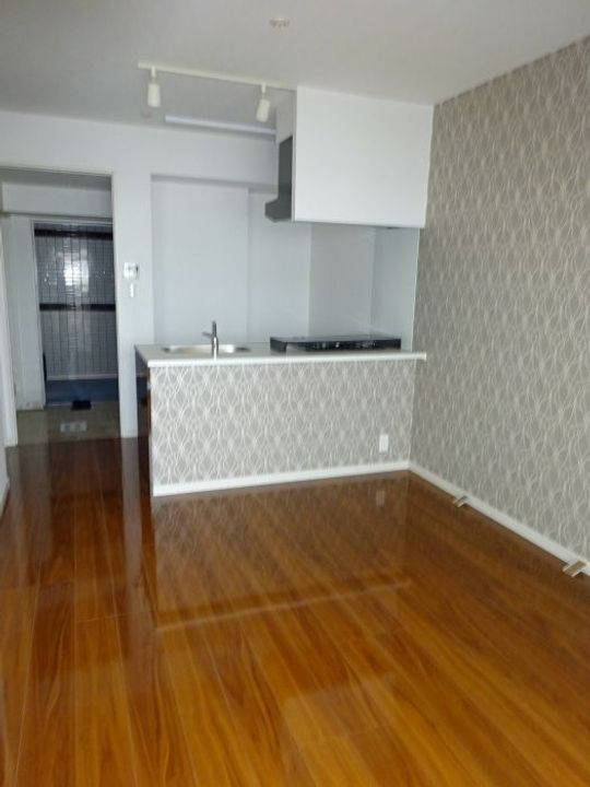 ヴィラ博丈下川端の居間