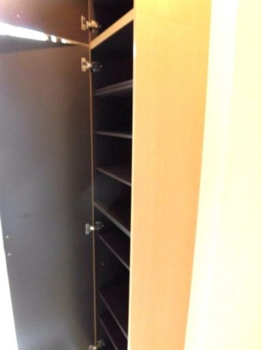 クレイドルC棟206号の玄関