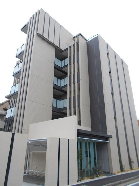 マクレールの外観