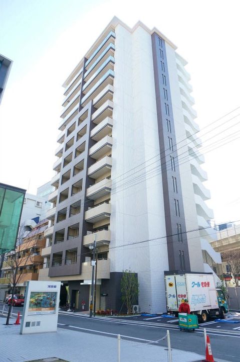 エンクレスト天神AVANTの外観