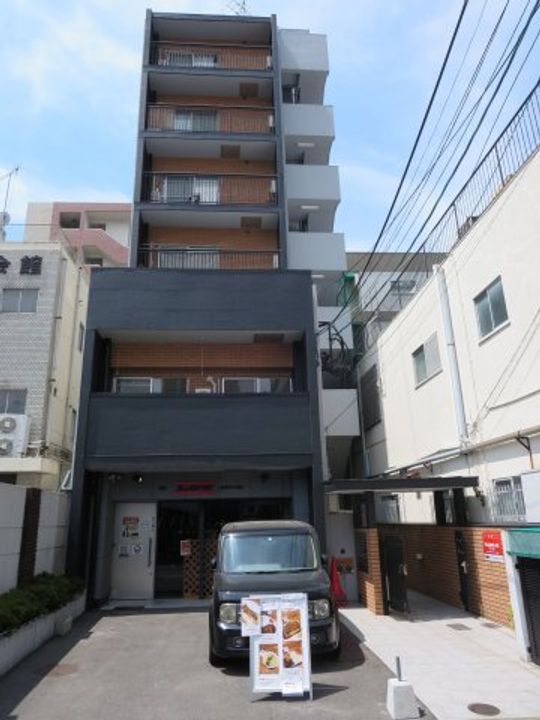 プレイン美野島の外観