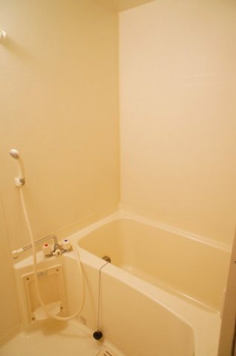 クリムゾン博多Ⅱの風呂