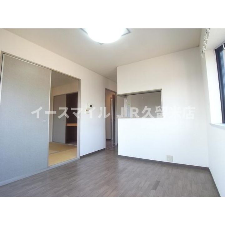 サンフレンズの居間