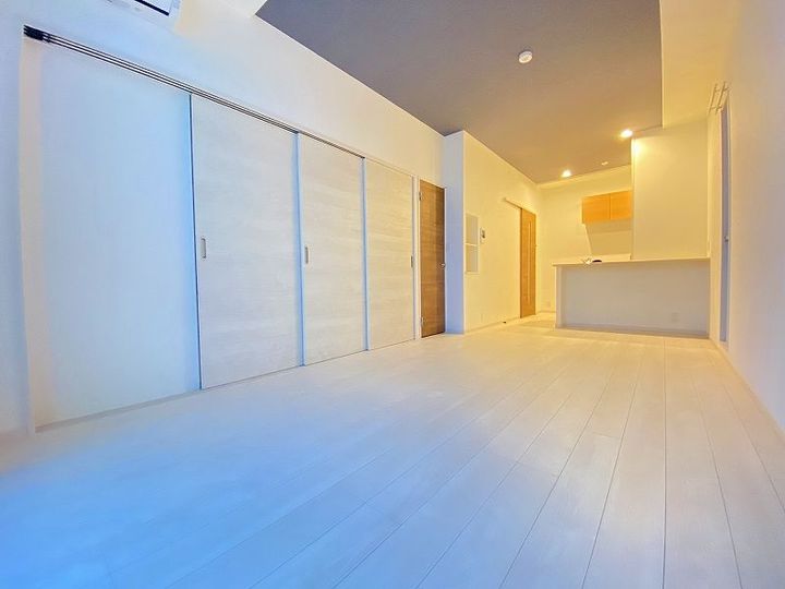 グリーンベース博多の居間