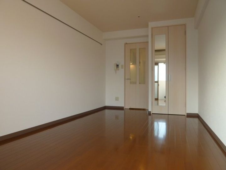 リファレンス博多の居間