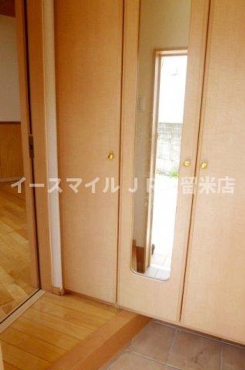 ラ・パルコ錦の玄関