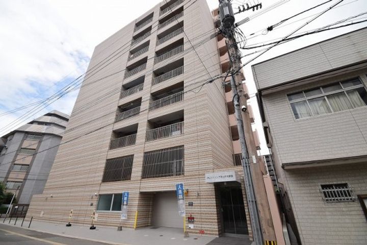 フェイズインアネックス博多の外観