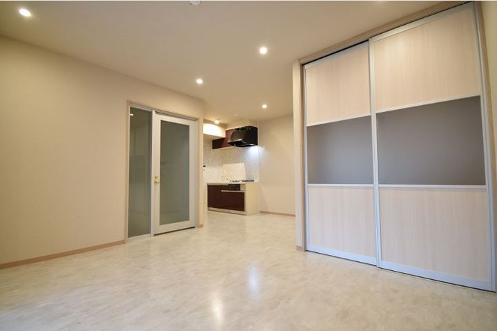 フェイズインアネックス博多の居間