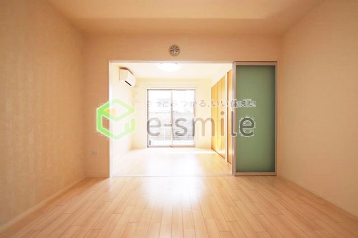 コロンⅡ103の居間