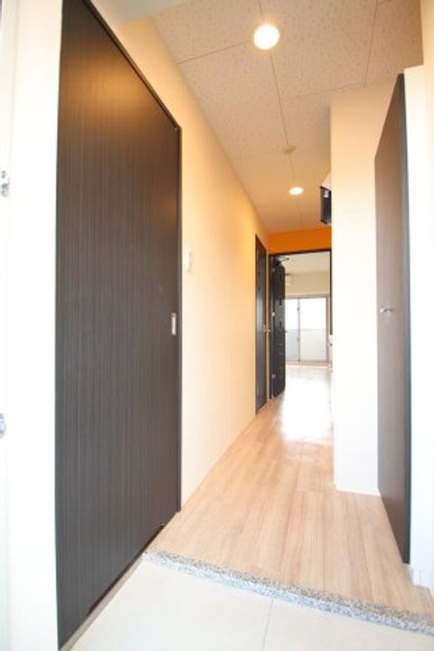 ORIENT BLD(オリエントビル)No.81クラブアマリージュの玄関