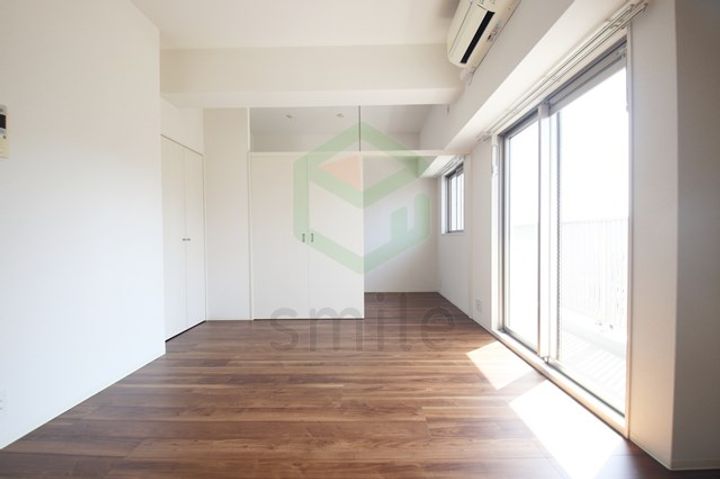 グランパーク県庁前の居間