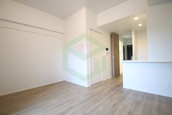 エンクレスト博多駅南GRACEの居間