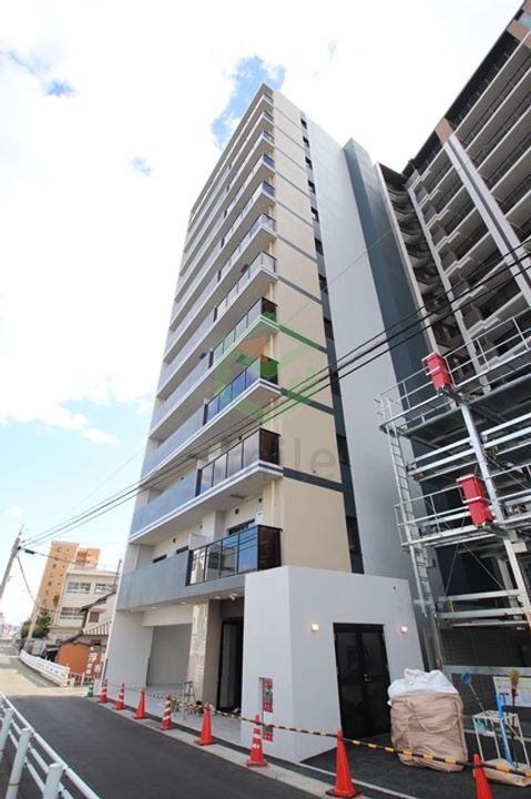 MODERN PALAZZO博多駅東の外観