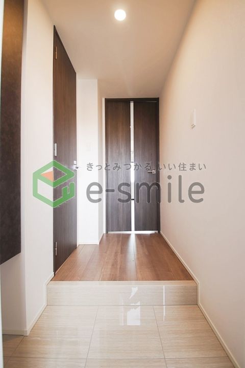 SーRESIDENCE六ツ門ABREASTⅠの玄関