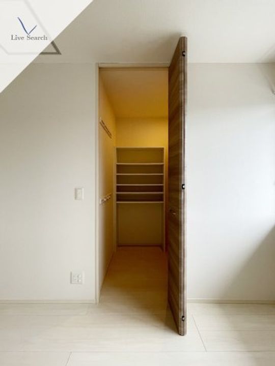 D-ROOM KAWAZOEの内装