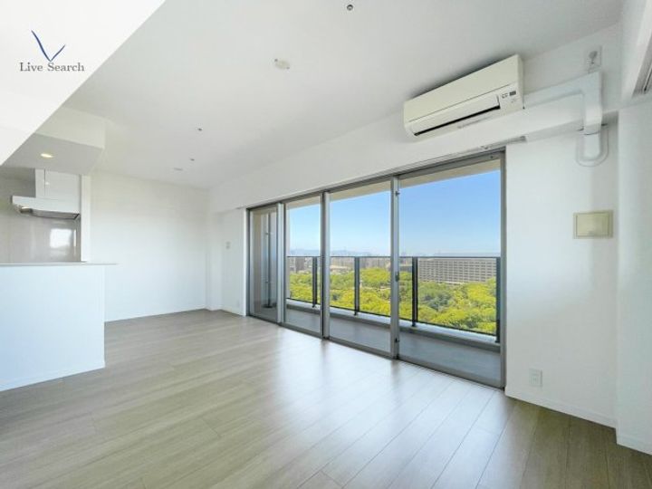 RJRプレシア吉塚駅前Ⅱの居間