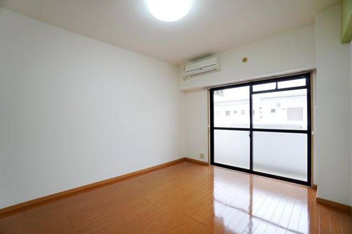 ブライトハーツ大橋南の居間