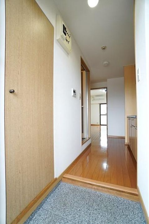 ブライトハーツ大橋南の玄関