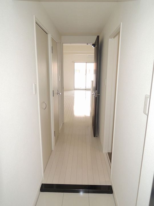 cocoa薬院の玄関