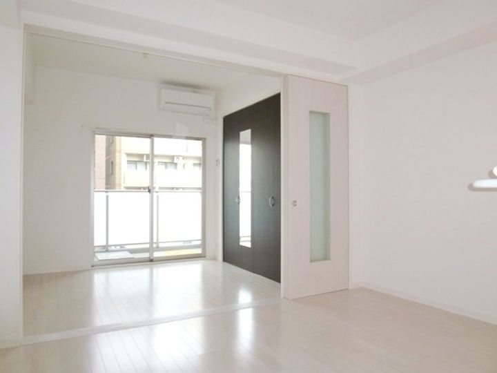 cocoa薬院の居間