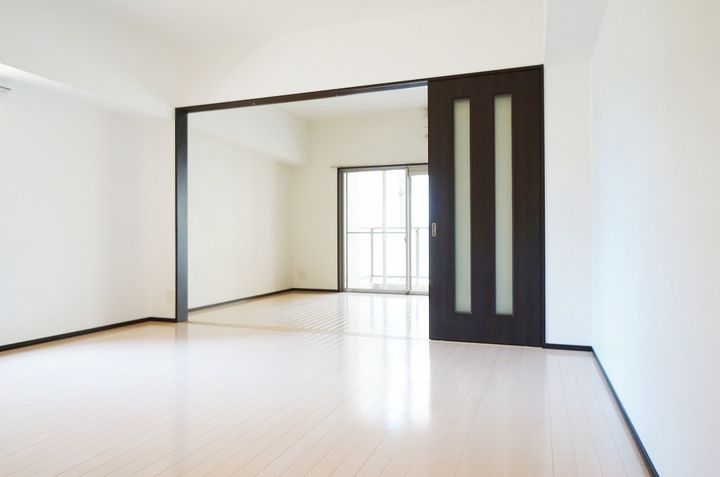 グランパーク天神の居間