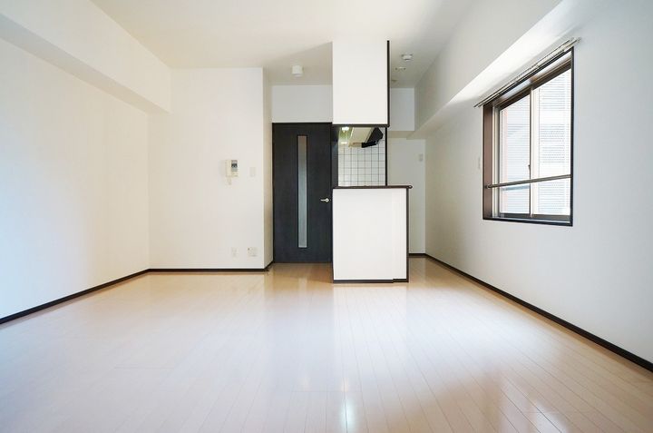 グランパーク天神の居間