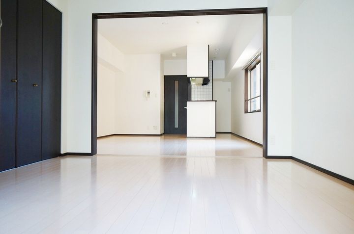 グランパーク天神の居間