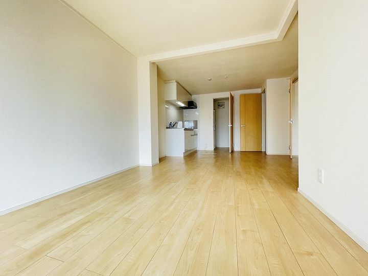 福岡県久留米市東合川7丁目(アパート)の賃貸物件の居間