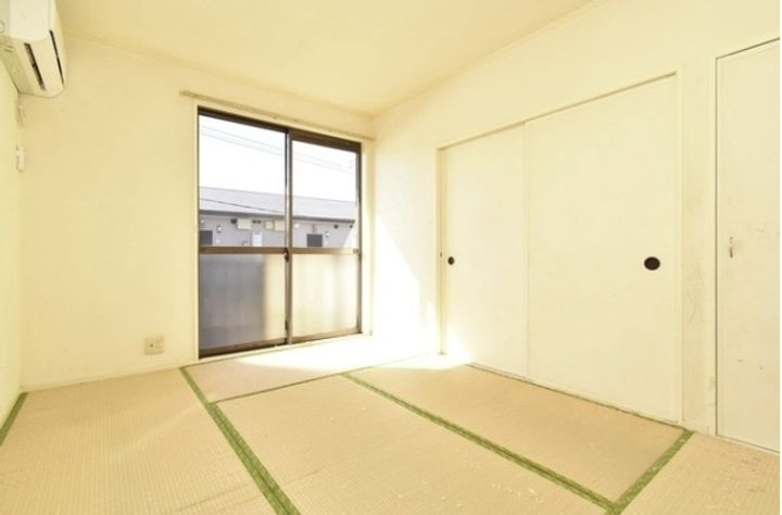 ロイヤルハイツB棟の内装