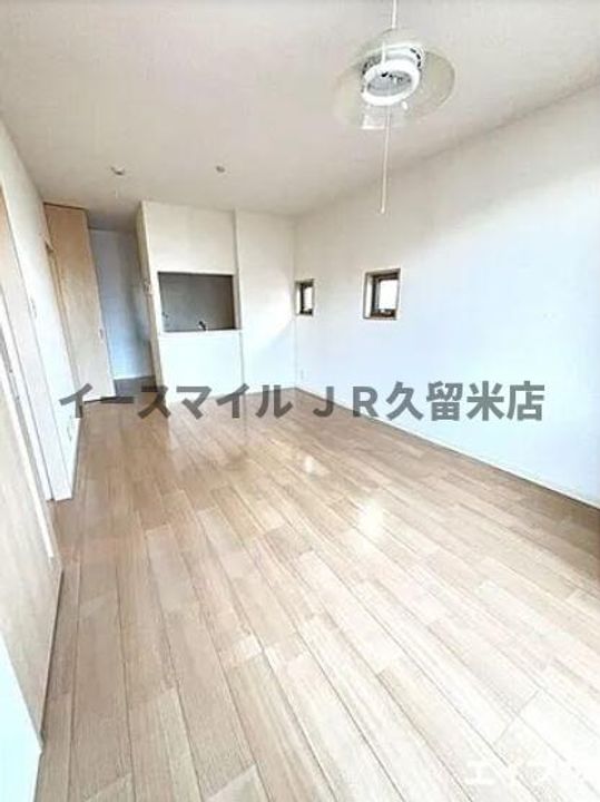 プレミールの居間