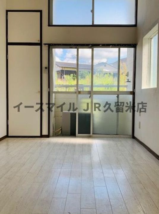 エクセルハイツの居間