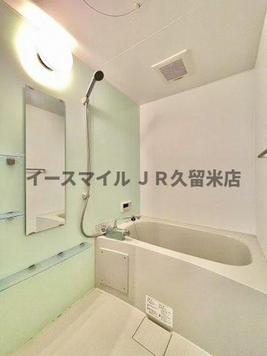 ロワゾー・ブリュの風呂