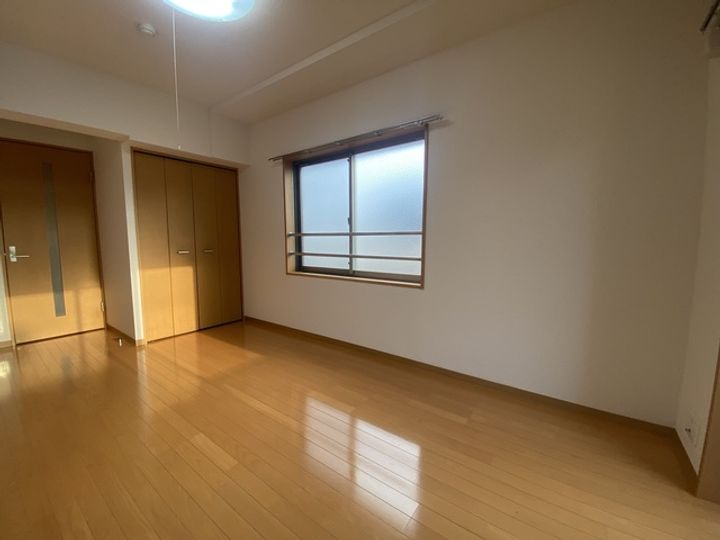 グロリアヒルズ学芸大学0303の居間