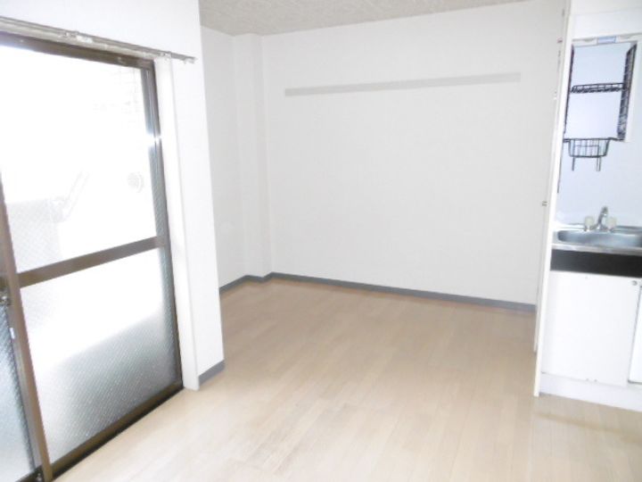 パティオ0406の居間