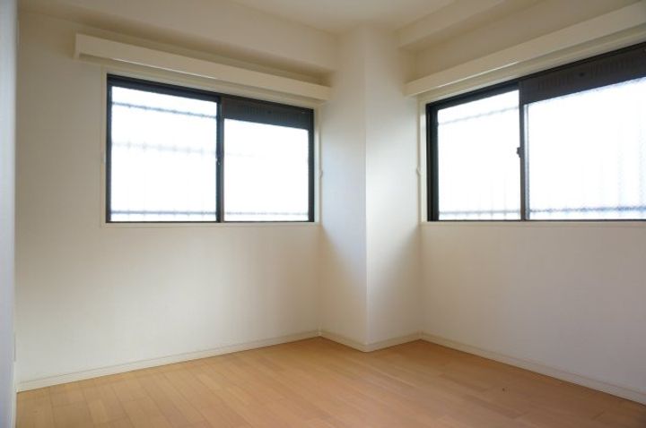 永田マンション0101の居間