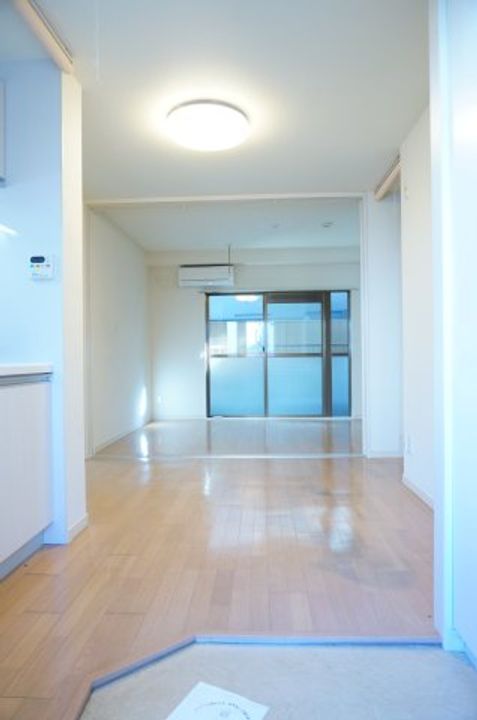 永田マンション0101の玄関