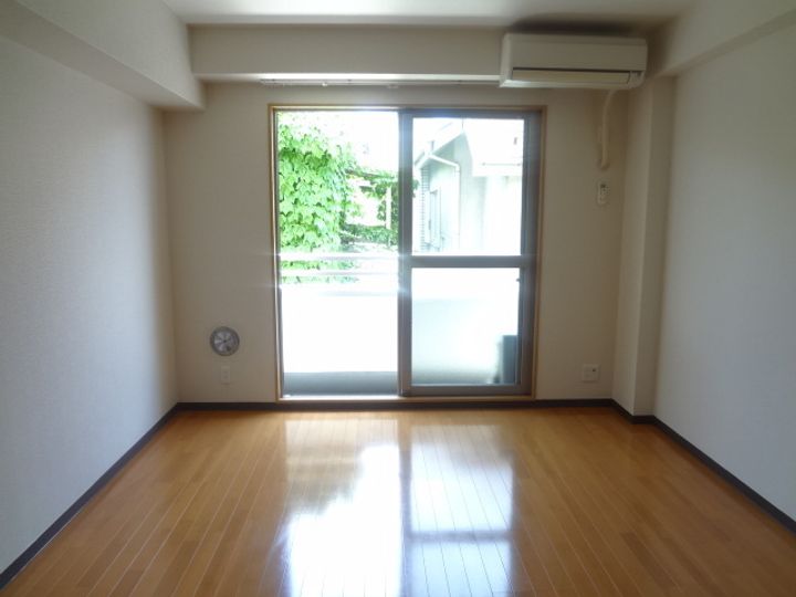 ラフィーネ0302の居間