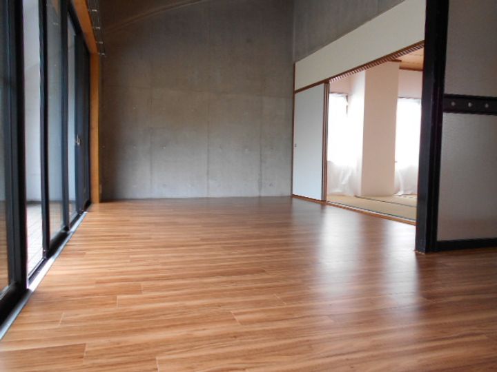 橋本ビル0301の居間