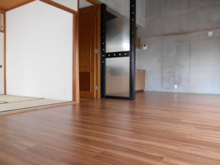 橋本ビル0301の居間