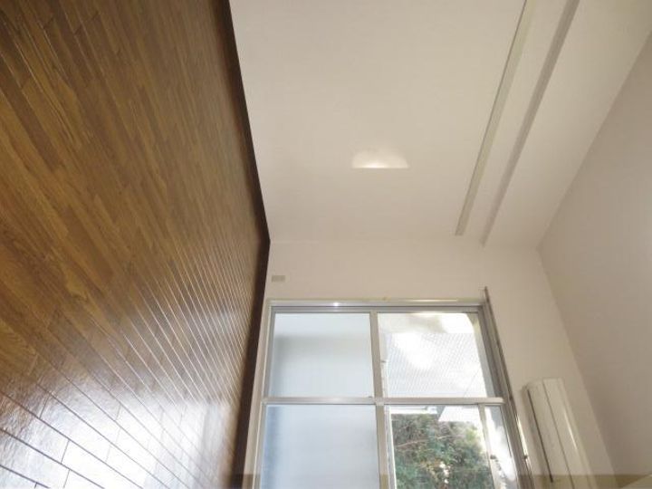 メゾン朝比奈0201の居間