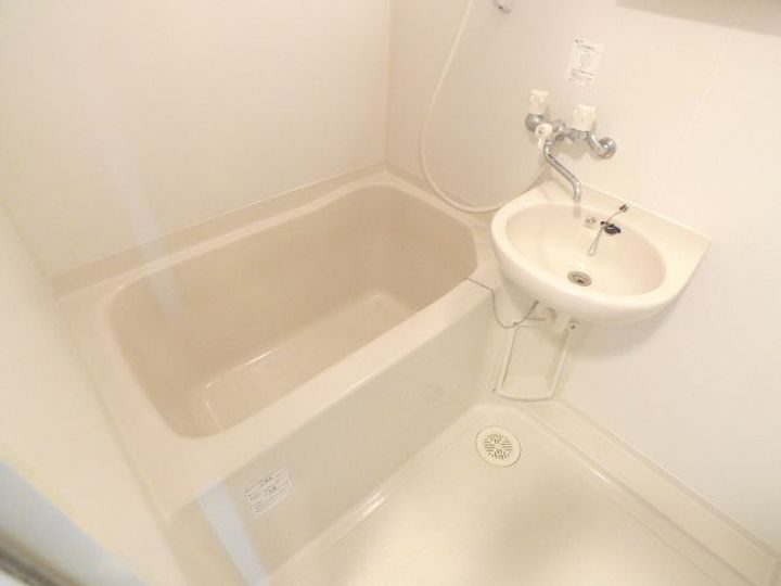 サンイング西船Ⅱ0101の風呂