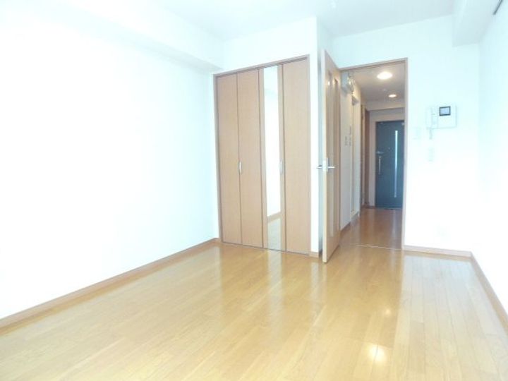 サンイング西船Ⅱ0101の居間