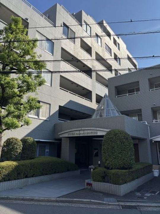 ダイアパレスグランステージ大倉山弐番館B 214の外観